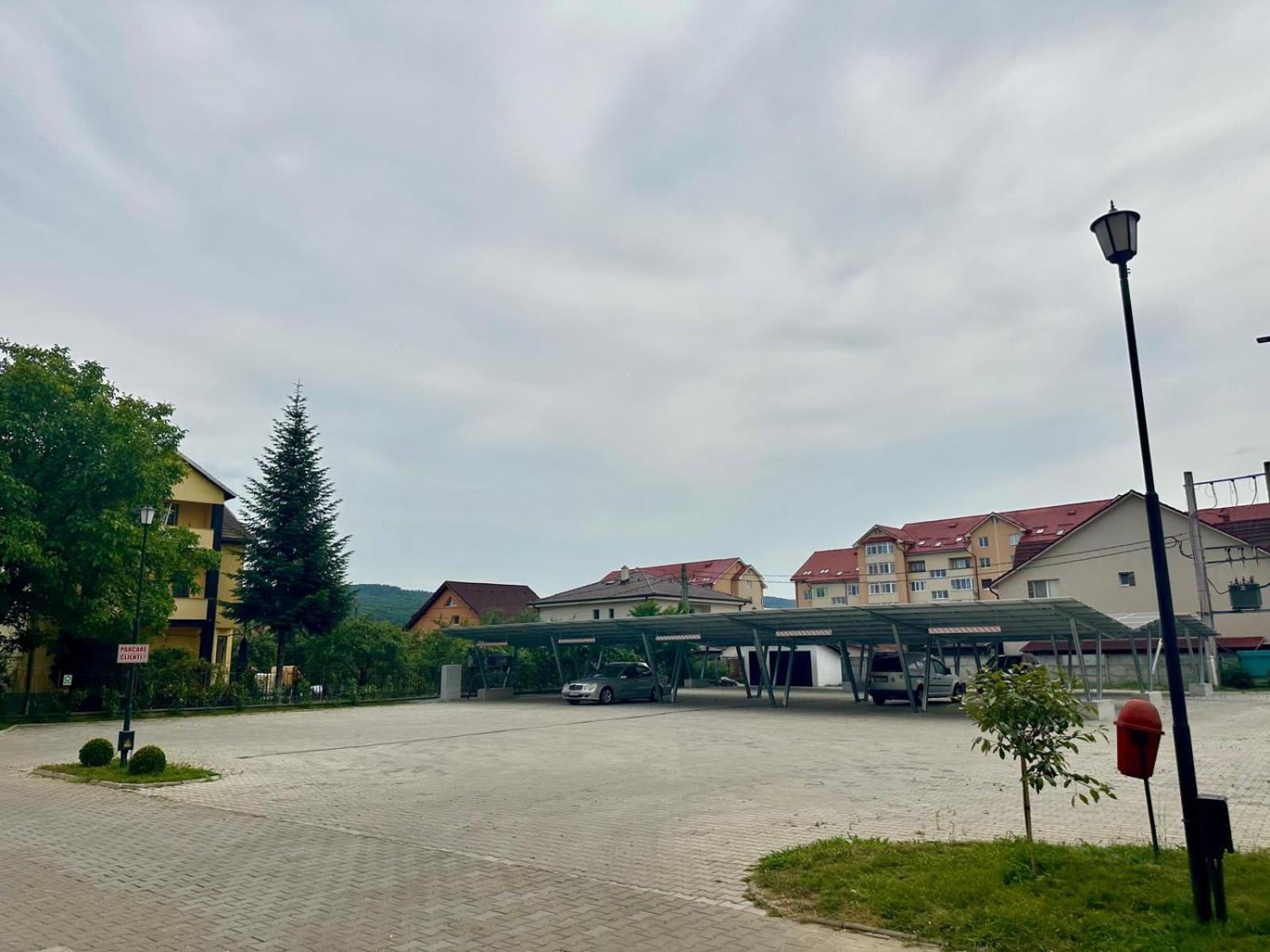 Hotel Diana Bistrita  Luaran gambar