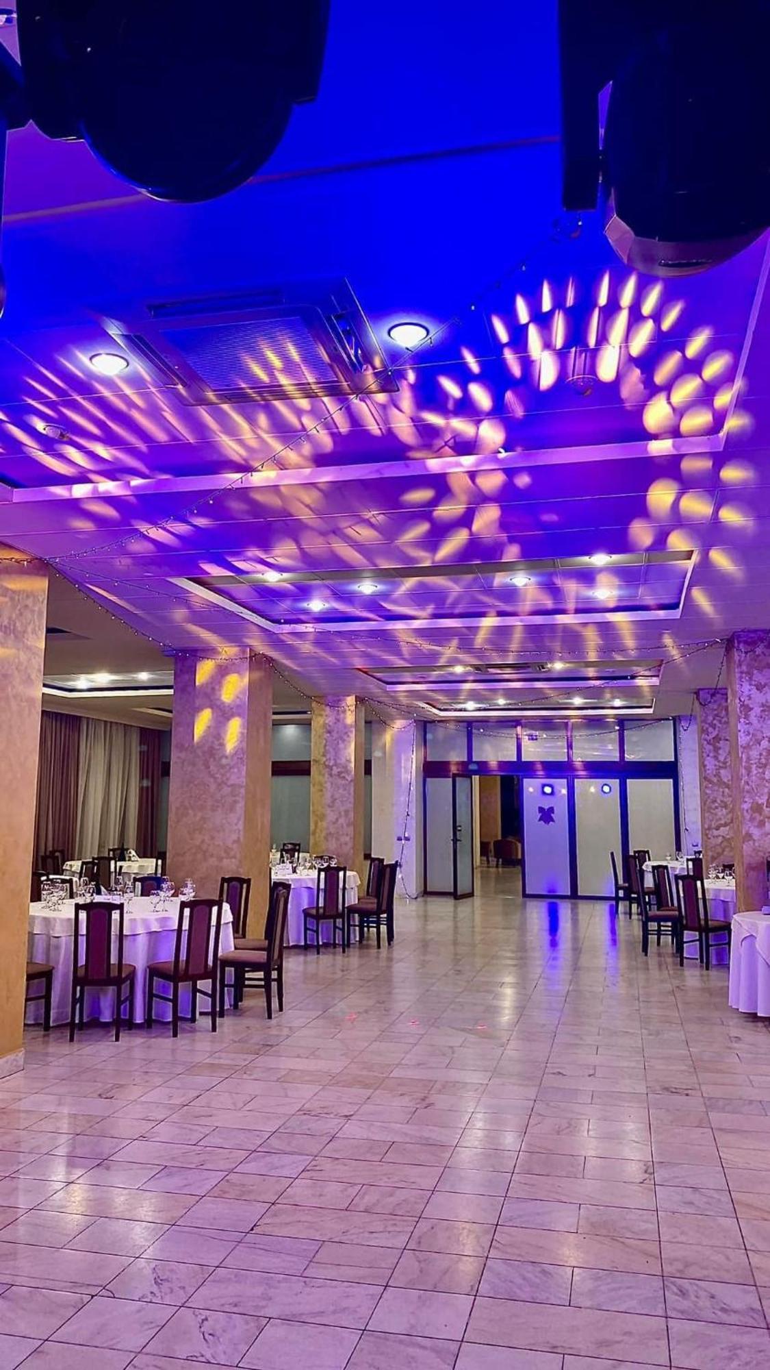 Hotel Diana Bistrita  Luaran gambar