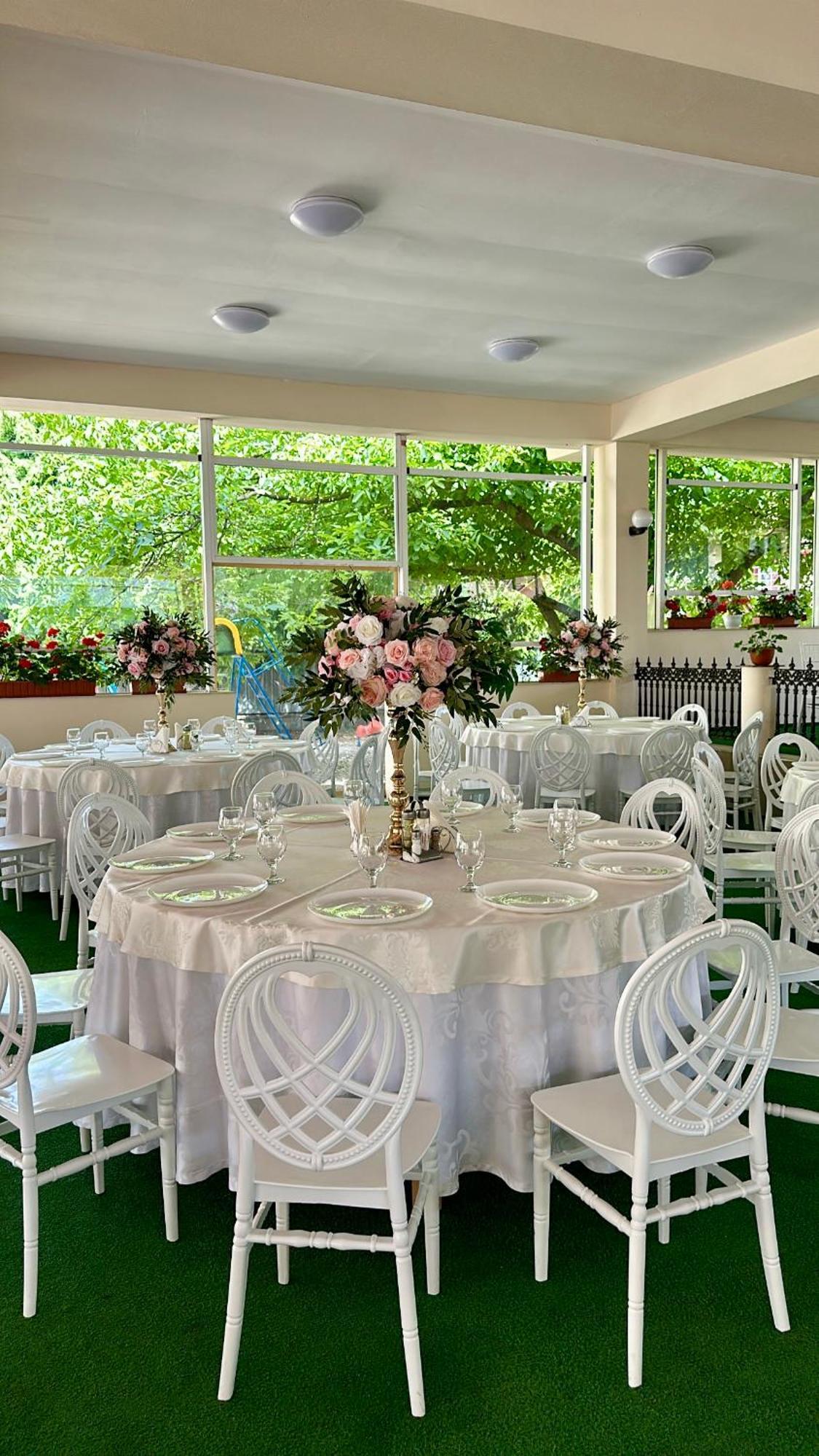 Hotel Diana Bistrita  Luaran gambar