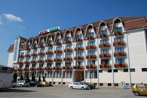Hotel Diana Bistrita  Luaran gambar